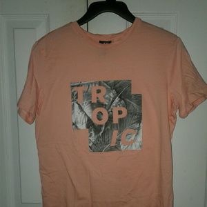 Graphic tee shirt